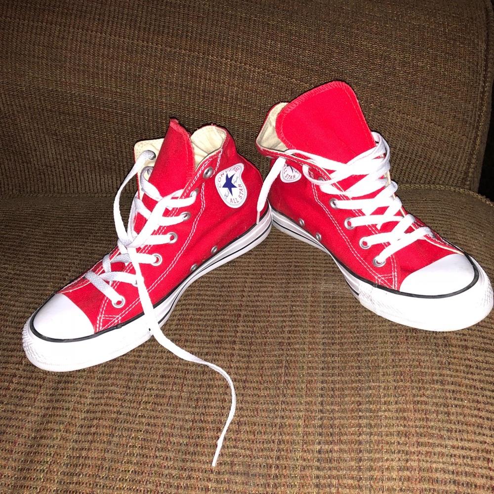 Red allstar converse